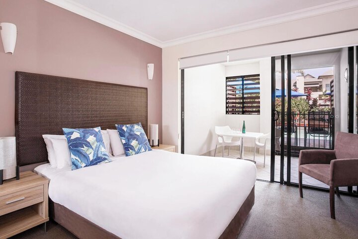 Room 16 of 34