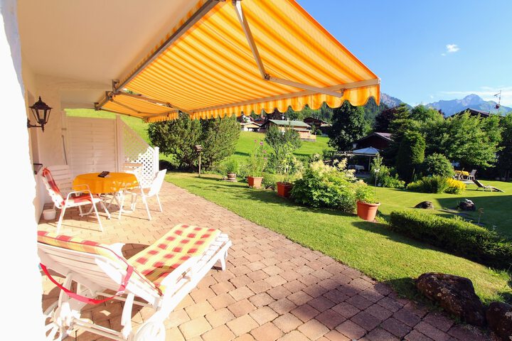 Sundeck 81 of 102