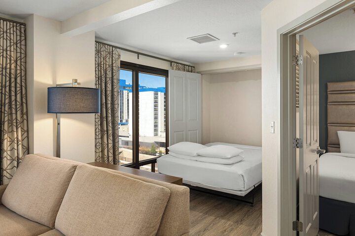 Room 12 of 35