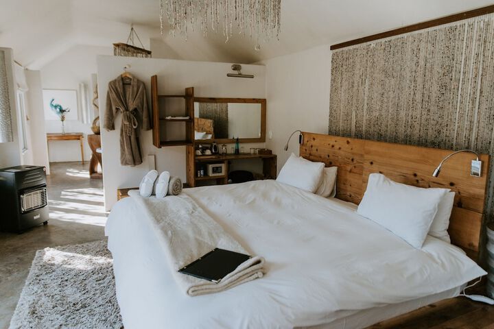 Room 25 of 145