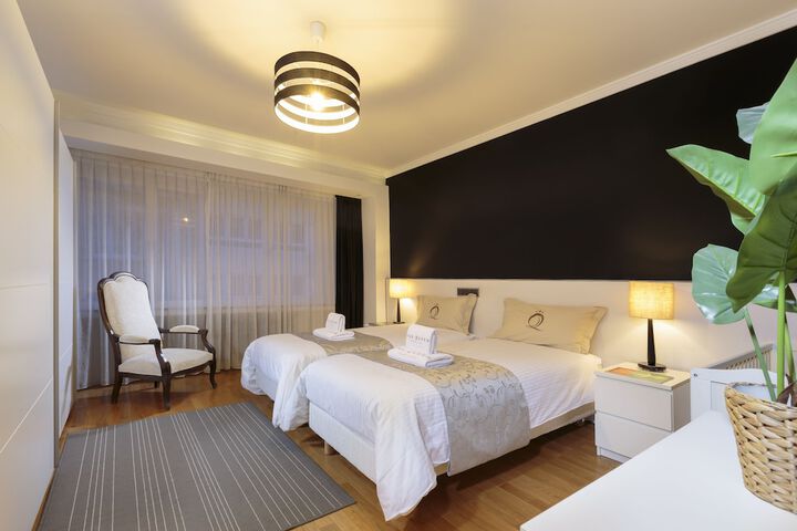 Room 21 of 645