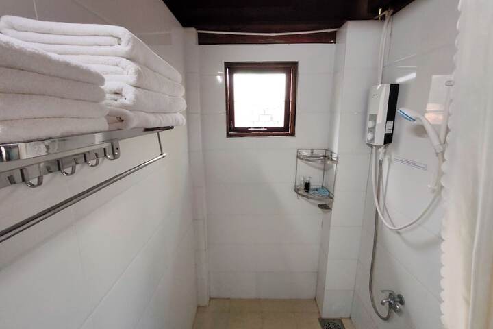 Room 58 of 98
