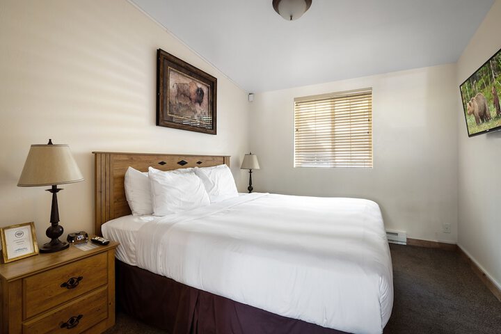 Room 32 of 118