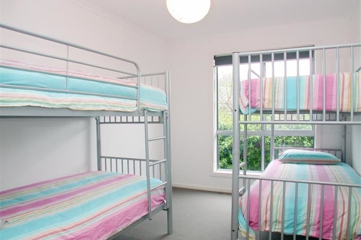 Room 4 of 15