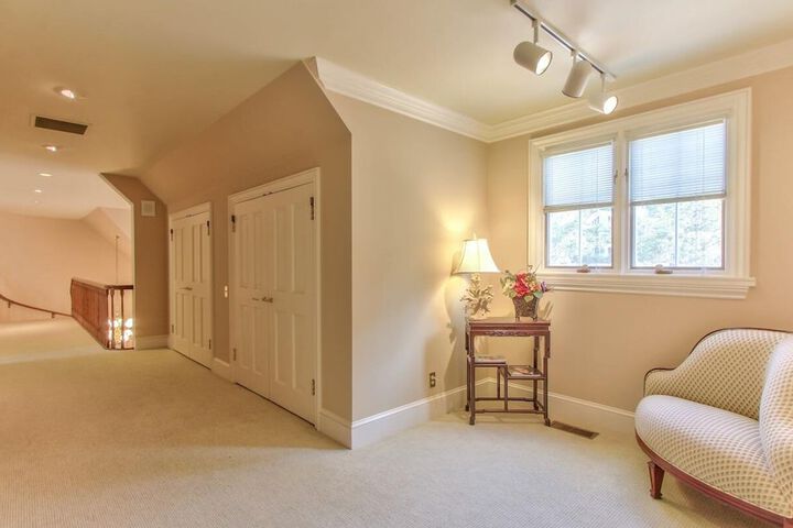 Room 22 of 50