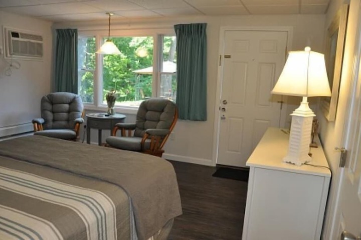 Room 9 of 167