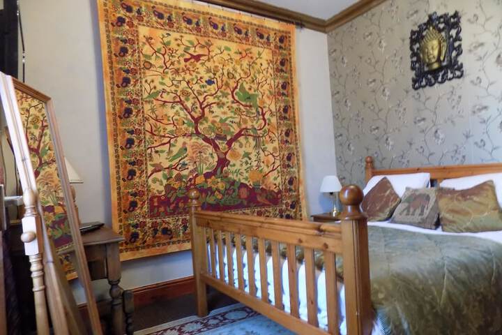 Room 3 of 71