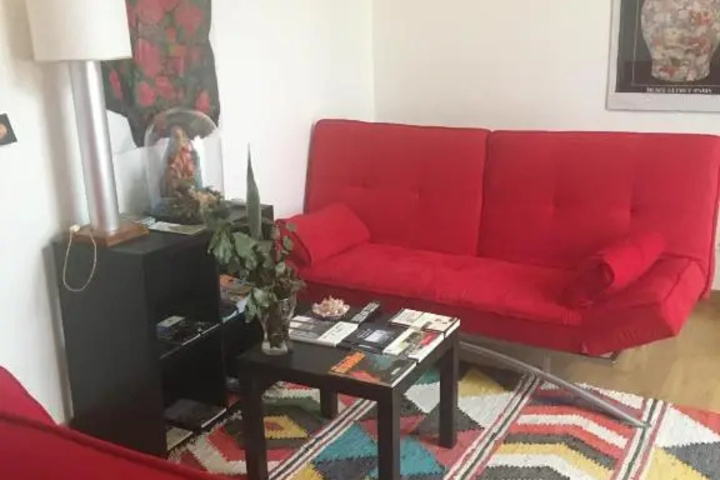 Room 13 of 20