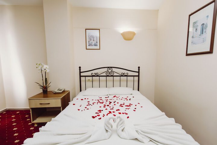 Room 5 of 21