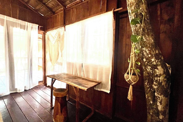 Room 4 of 34