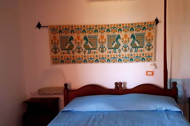 Room 9 of 41