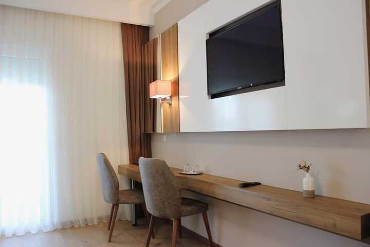 Room 9 of 44