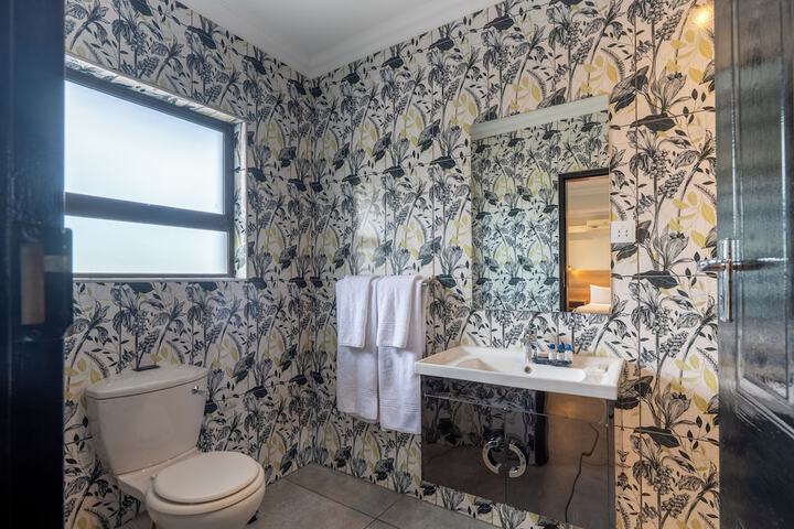 Room 73 of 129