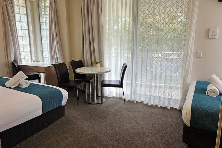 Room 20 of 49