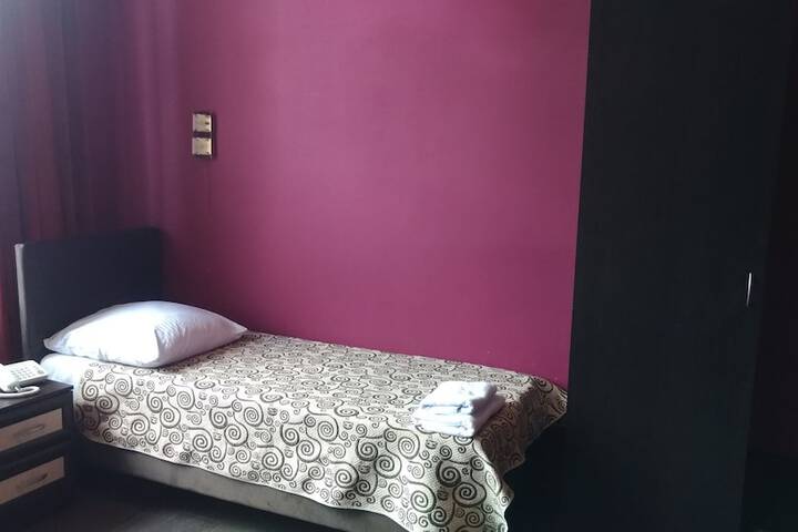 Room 49 of 99