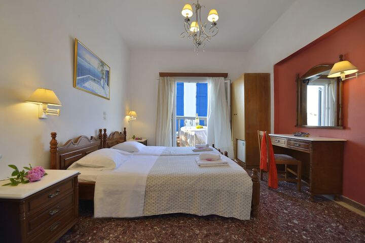 Room 7 of 25