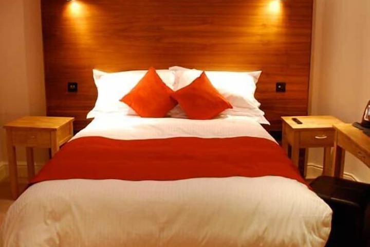 Room 30 of 64