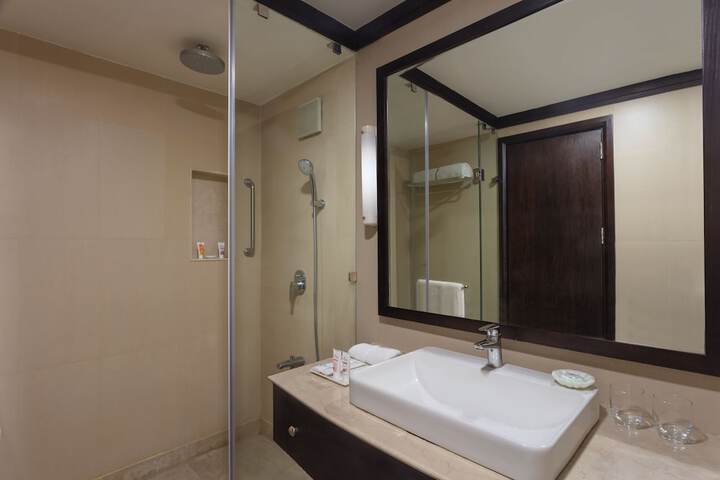 Room 35 of 50