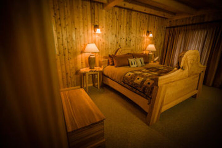 Room 25 of 47