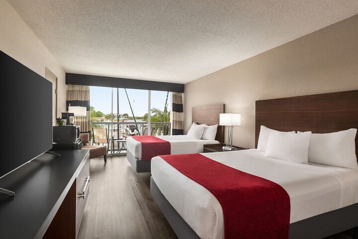 2 Queen Beds City View (5 of 10)