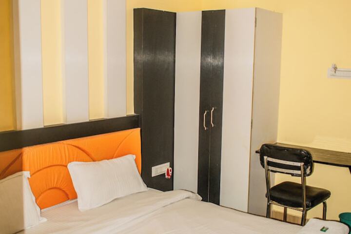 Room 7 of 40