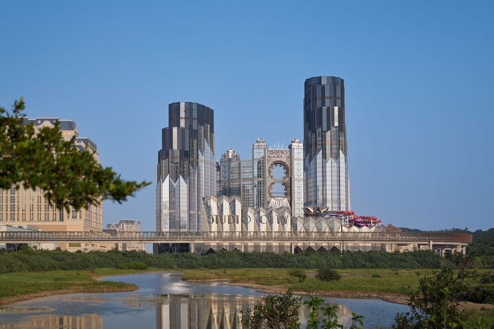 Epic Tower - Studio City Macau