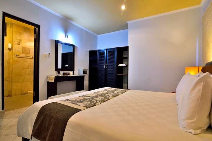 Room 17 of 50