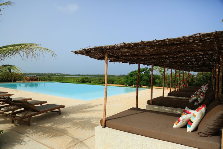 Hotel with Pool