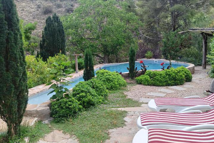 La Casita con piscina privada de tres dormitorios