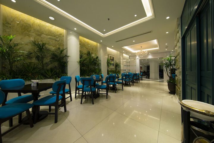 Hotel Interior 6 of 110