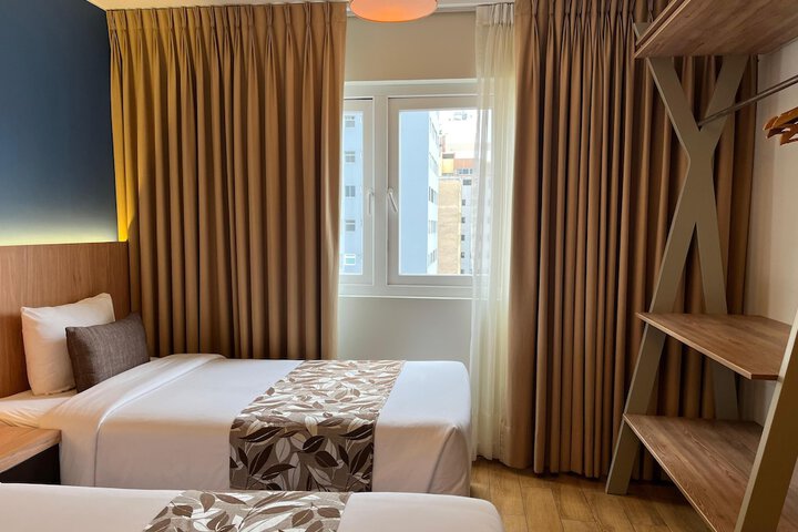 Room 40 of 87