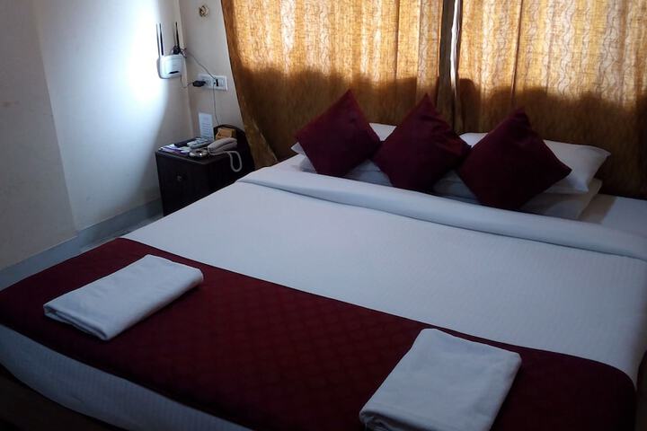 Room 27 of 60