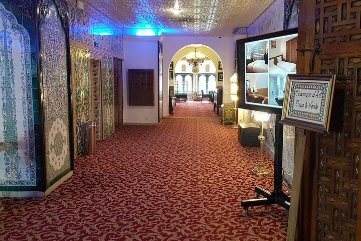 Entrance & Lobby