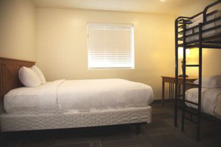Room 8 of 23