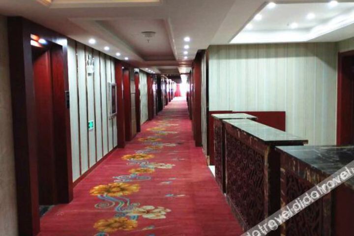 Hotel Interior 6 of 9