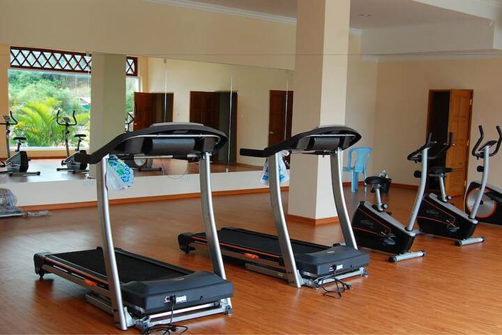 Hotel Gym Photos