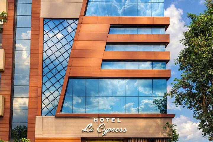 Le Cypress - Bareilly