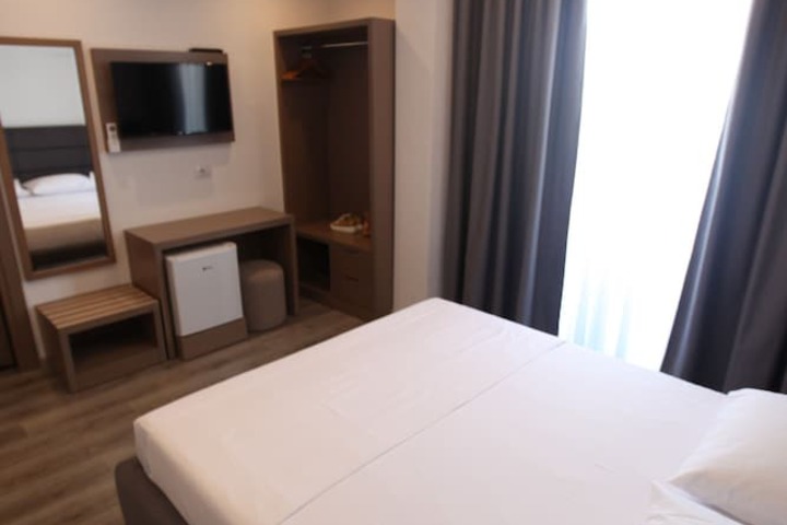 Room 21 of 59