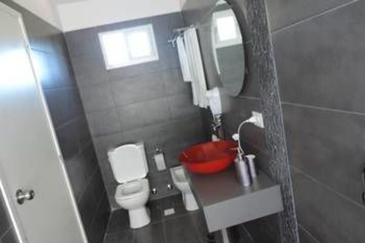 Room 2 of 19