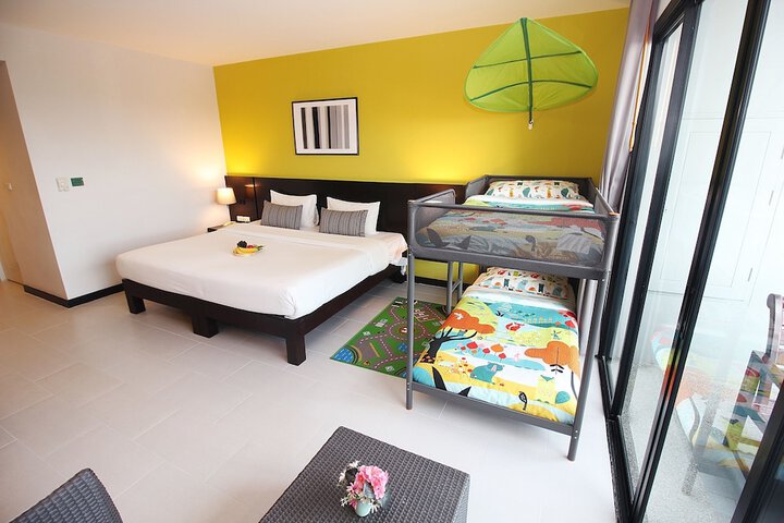Room 12 of 51