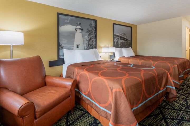 2 Double Beds (6 of 6)