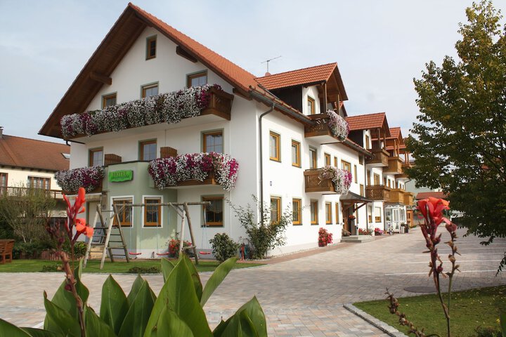 Hotel 58 of 64