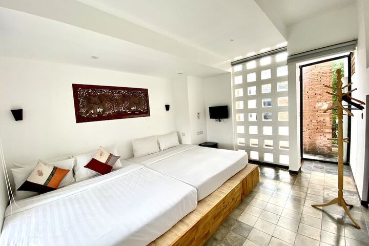 Room 7 of 22