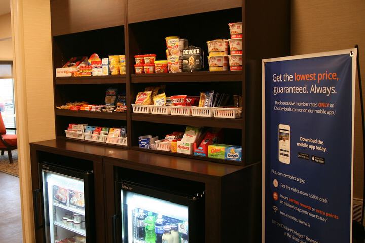 Snack bar