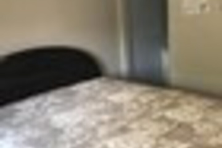 Room 35 of 117