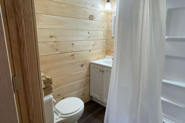 Room 4 of 24