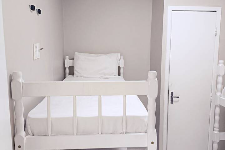 Room 14 of 31