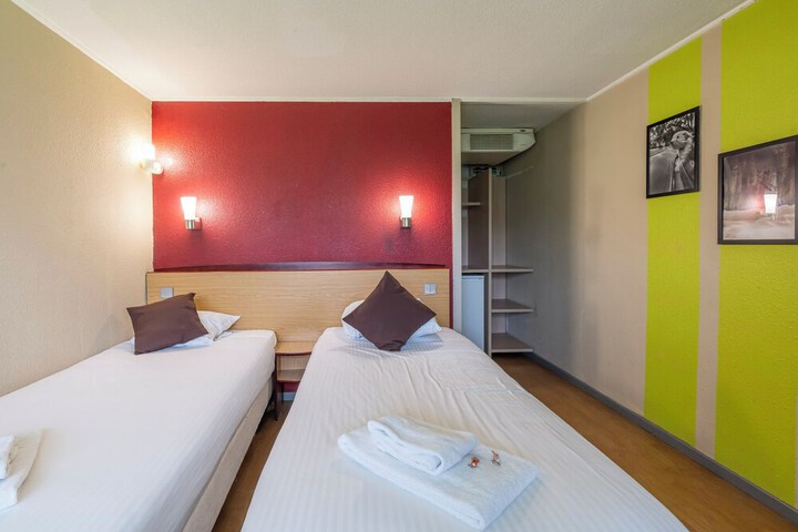 Room 36 of 52