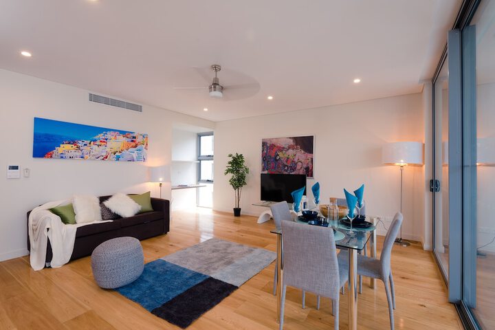 Room 15 of 27