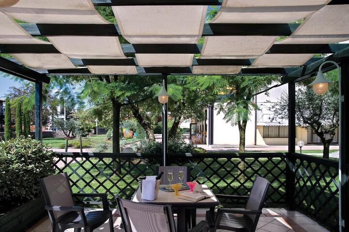 Terrace/Patio 17 of 68